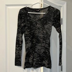 Light weight long sleeve shirt